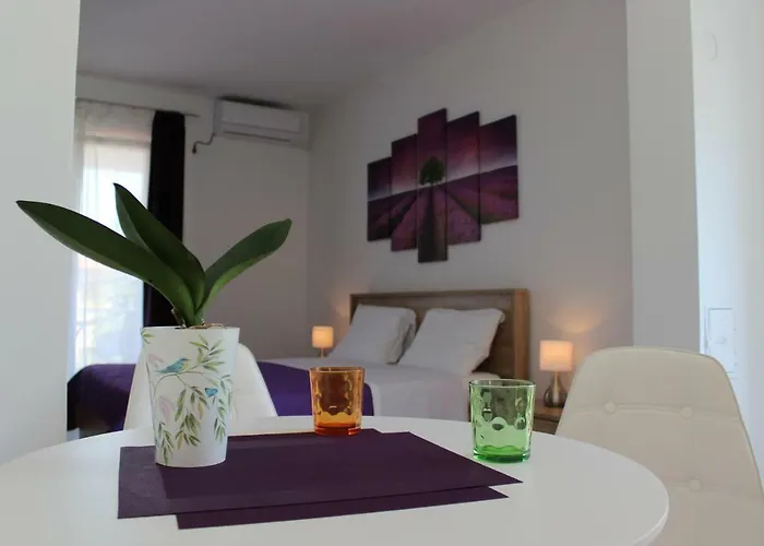 Tip Διαμέρισμα Ρόβινι