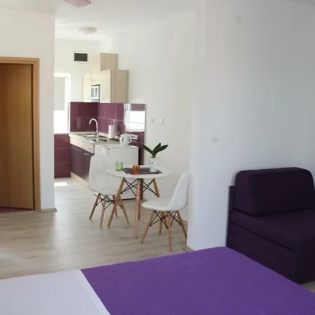 Apartamento Tip *